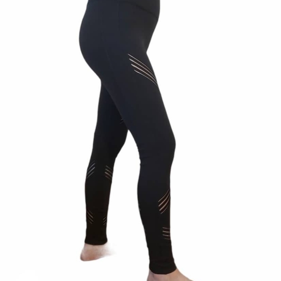 ALO Yoga multi legging black color . - Picture 9 of 12